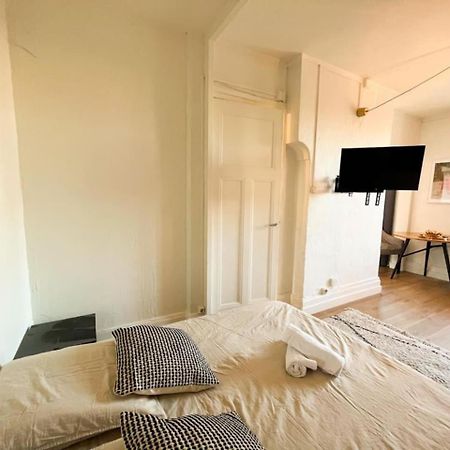 Suite Nairobi Villeurbanne Exterior foto