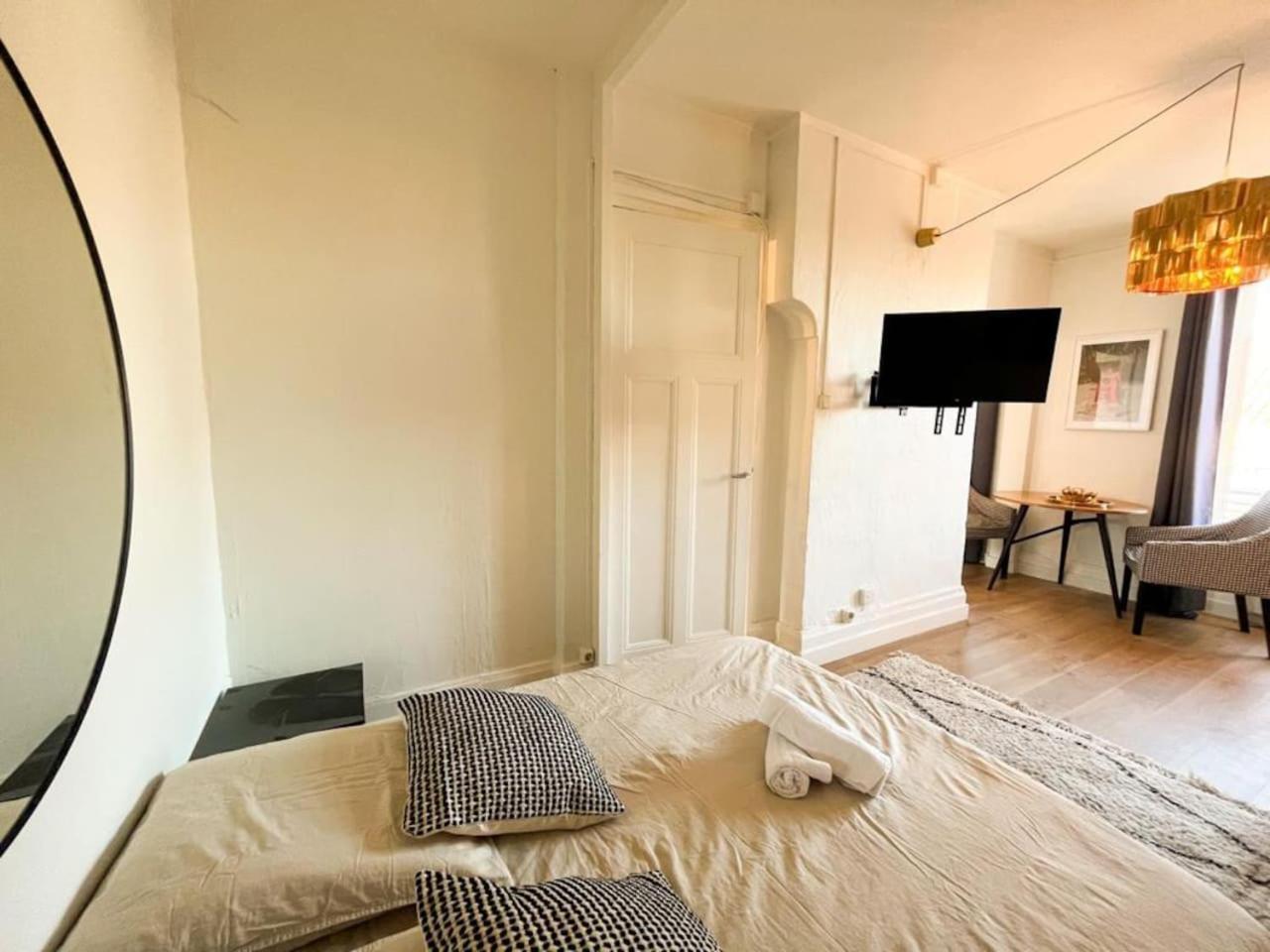 Suite Nairobi Villeurbanne Exterior foto